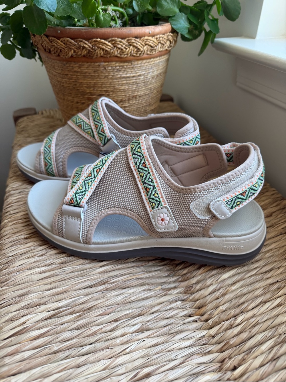 Fitville Women’s Beige Comfort Sandals with  Woven Patterned Straps 9W